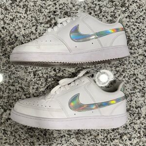 Women’s Nike Court Vision Lo. Size 8.5